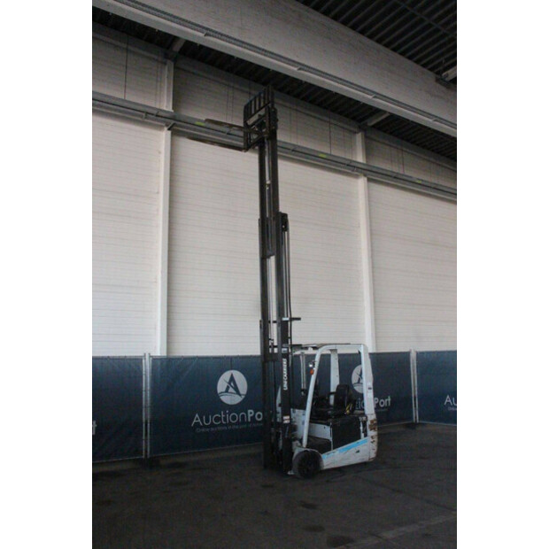 2014 UNICARRIERS AG1N1L16Q-46947299