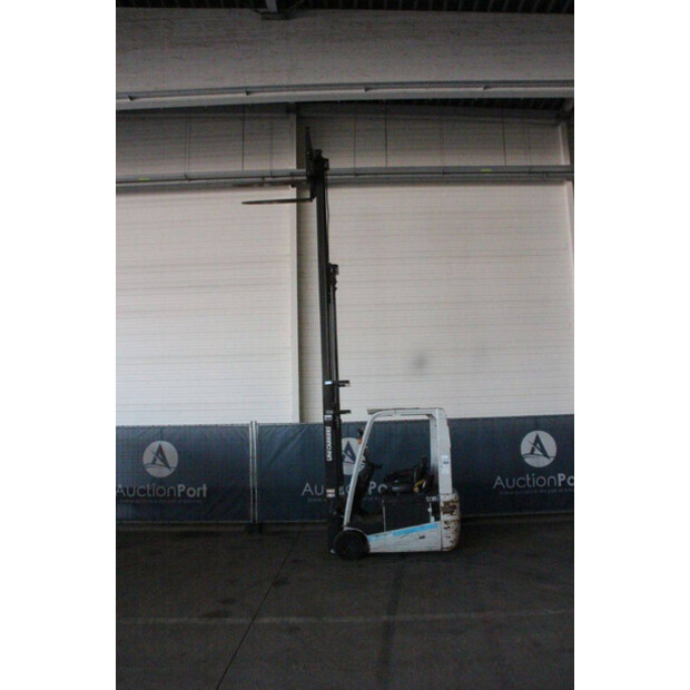 2014 UNICARRIERS AG1N1L16Q-46947300