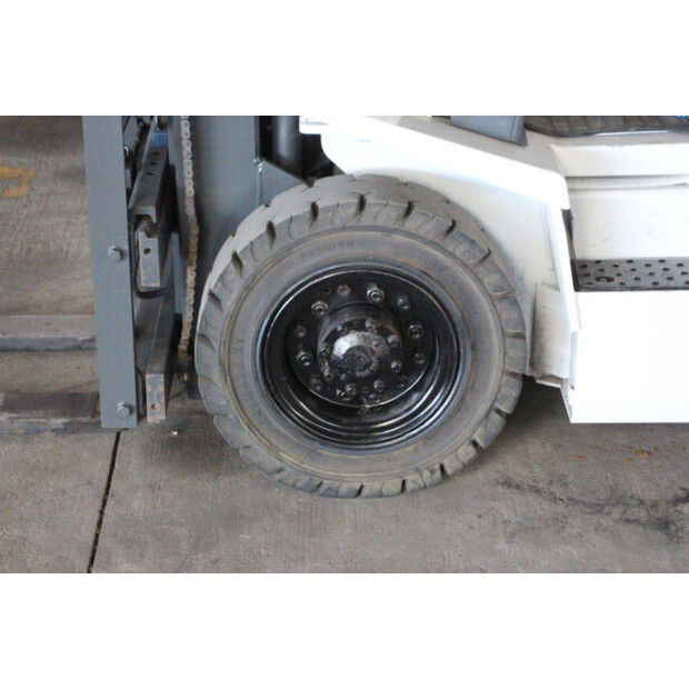 2014 UNICARRIERS U1D2A25LQ-46947344