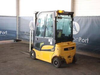 2010-yale-erp16vf-46947407