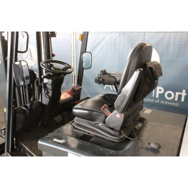 2015 UNICARRIERS G1Q2L25Q-46947480