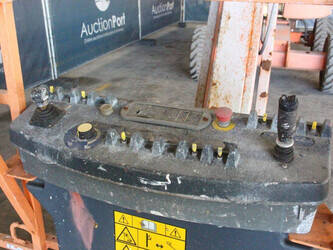 2011-jlg-460sj-1449416-46947713