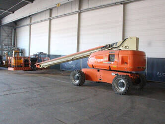 2015-jlg-680s-46947730