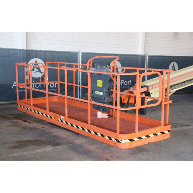 2015 جيه ال جي 680S-46947735