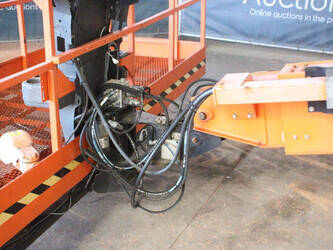 2015-jlg-680s-46947739