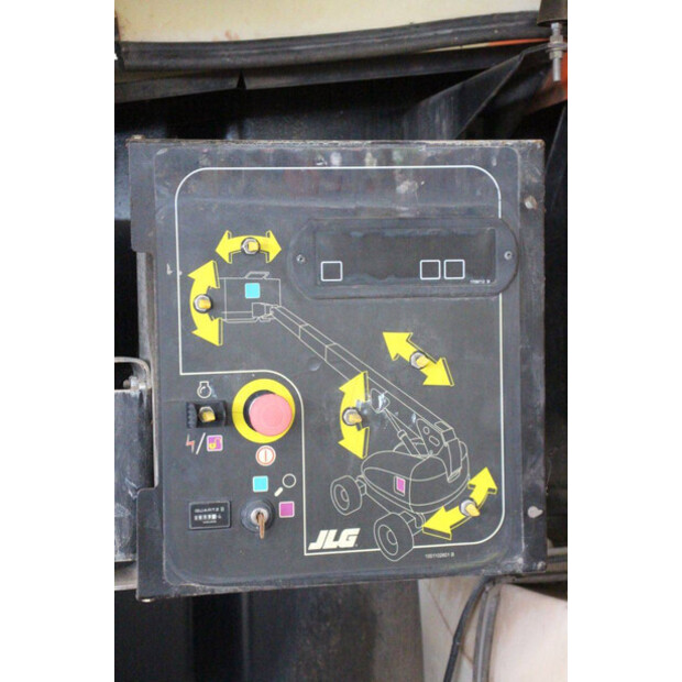 2015 جيه ال جي 680S-46947743