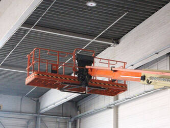 2015-jlg-680s-46947752