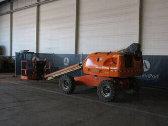 2014-jlg-400s-46947756