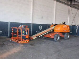 2014-jlg-400s-46947761