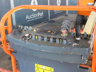 2014-jlg-400s-46947764