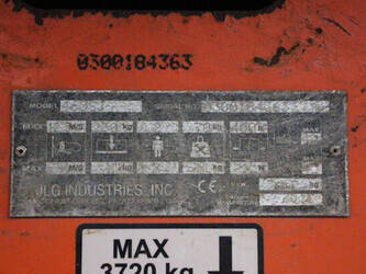 2014-jlg-400s-46947776