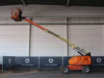 2014-jlg-400s-46947778