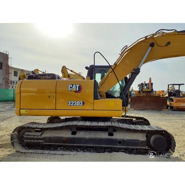 2021 Caterpillar 323D3-46948081