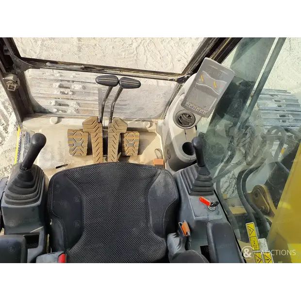 2021 Caterpillar 323D3-46948099