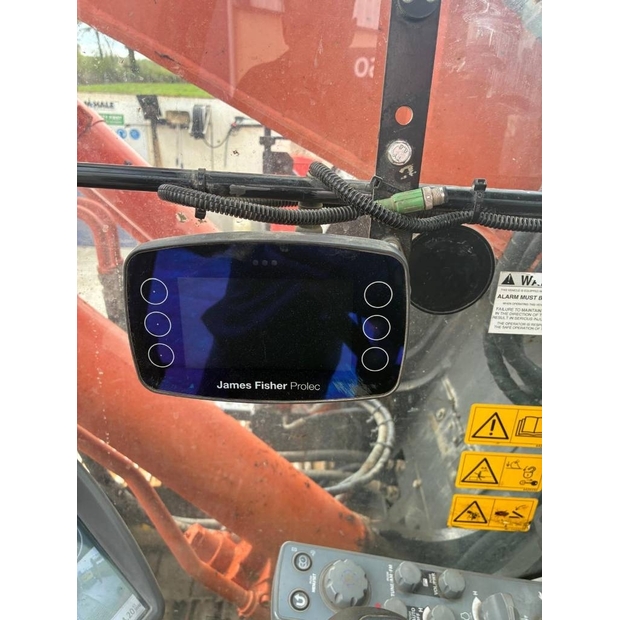 2018 هيتاشى-46952700