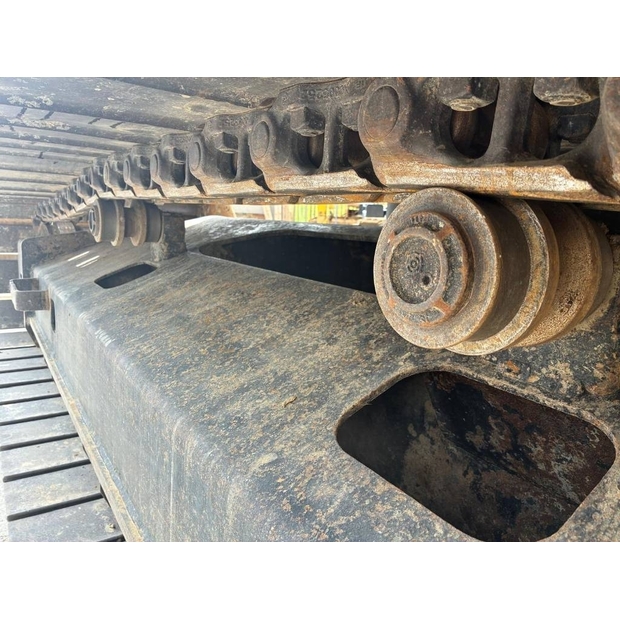 2018 هيتاشى-46952711