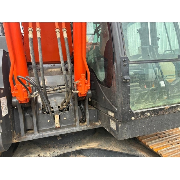 2018 هيتاشى-46952715