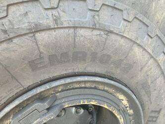 komatsu-hm400-1-1327414-46956318