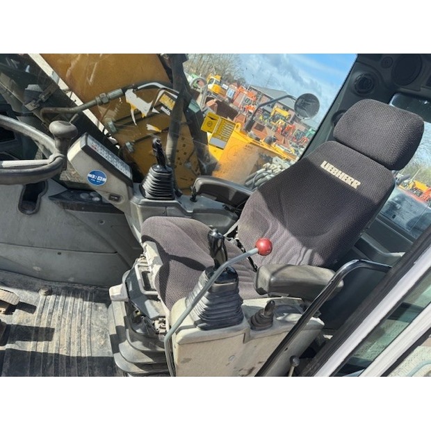 Liebherr A916-46956981