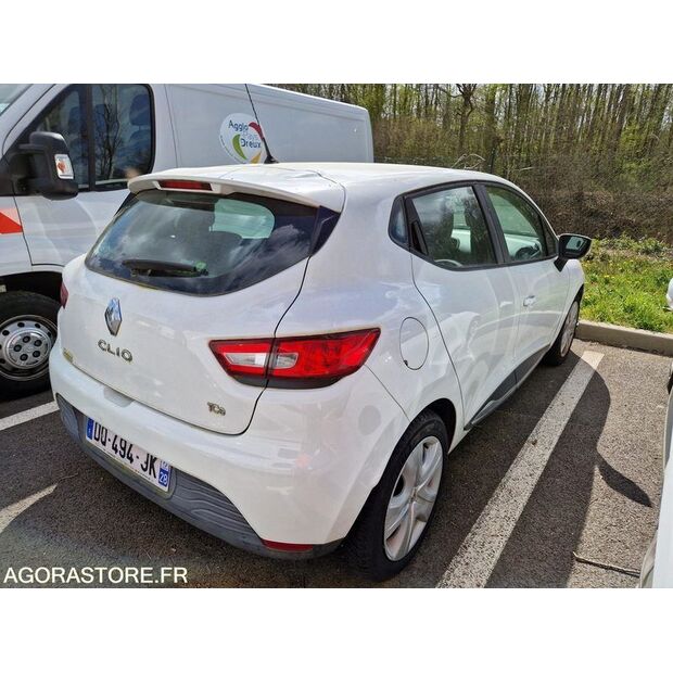 2015 رينو Clio-46963882