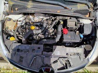 2015-renault-clio-1449539-46963889