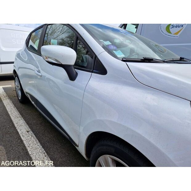 2015 رينو Clio-46963894