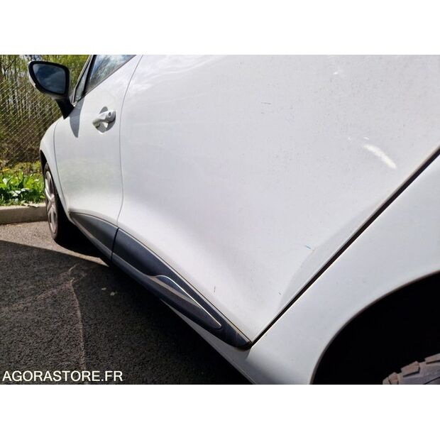 2015 رينو Clio-46963905