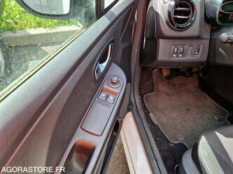 2015-renault-clio-1449539-46963908