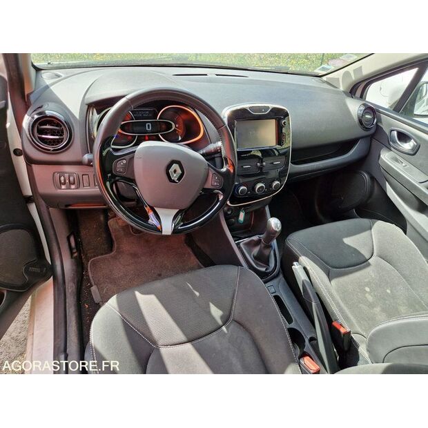 2015 رينو Clio-46963910