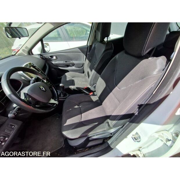 2015 رينو Clio-46963911