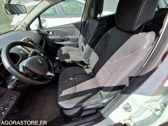 2015-renault-clio-1449539-46963911