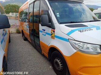 2019-mercedes-benz-sprinter-1449540-46963951