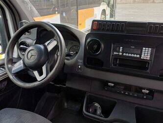 2019-mercedes-benz-sprinter-1449540-46963965