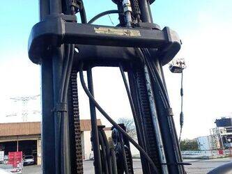 yale-gdp25vx-1449541-46964004