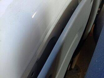 2011-renault-trafic-1449555-46964398