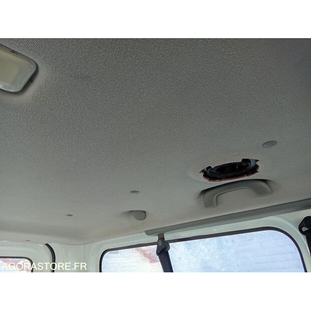 2011 Renault Trafic-46964402