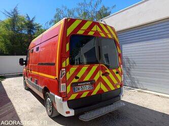 2015-renault-master-1449556-46964436
