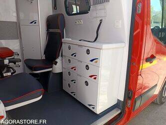 2015-renault-master-1449556-46964446