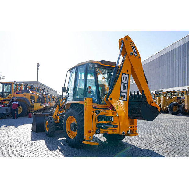 2025 JCB 3DX-46965365