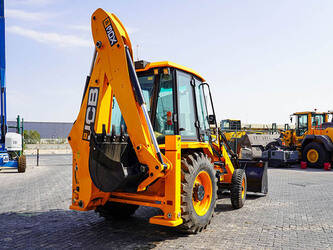 2025-jcb-3dx-1449565-46965372