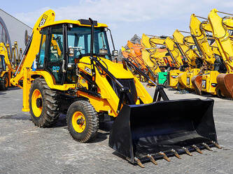 Image de TRACTOPELLES 2025 JCB 3DX À vendre à Ghana