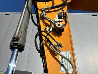 2021-liebherr-r-945-1449164-46966043