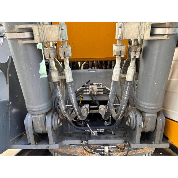 2021 Liebherr R 945-46966048