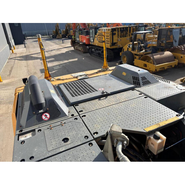 2021 Liebherr R 945-46966050