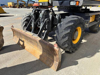 2017-volvo-ew140d-1443582-46966174