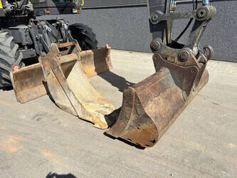 2017-volvo-ew140d-1443582-46966176