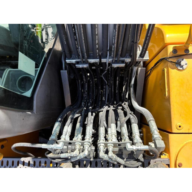 2017 فولفو EW140D-46966182