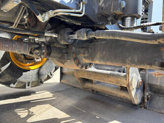 2017-volvo-ew140d-1443582-46966186