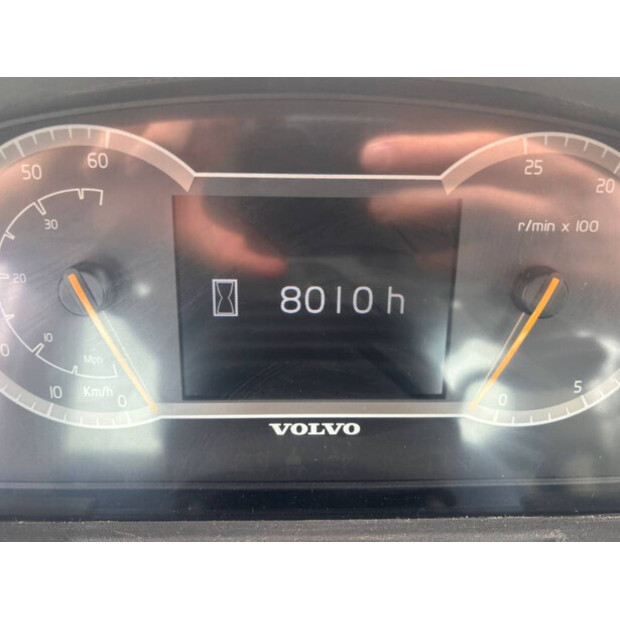 2017 Volvo L90H-46966200