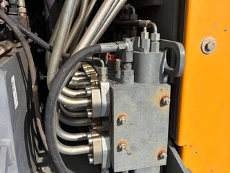 2015-liebherr-a912-46966347